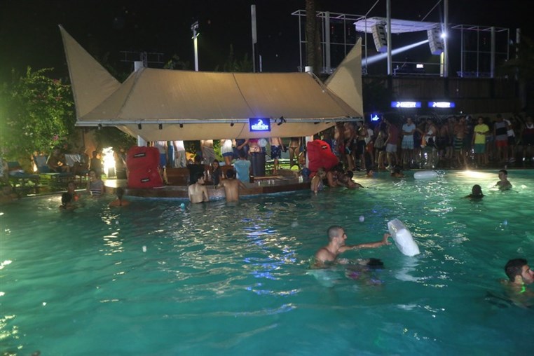 Lebanon Largest FOAM Party 3 (3)